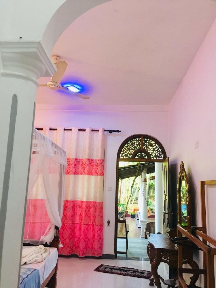 Фото Wonderland Mirissa Lucky Guest Home