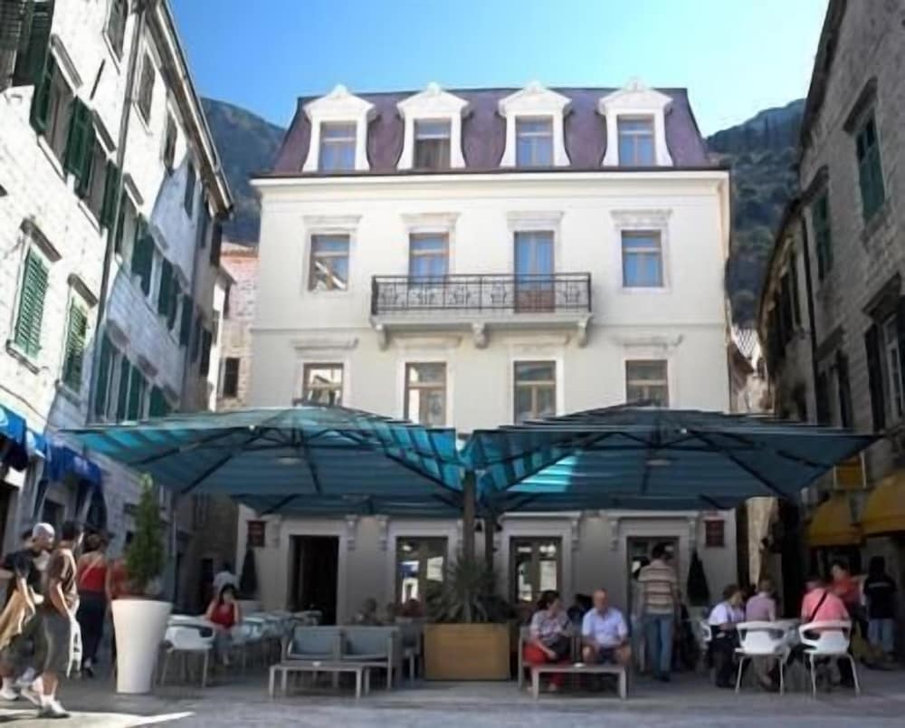 Фото Hotel Vardar