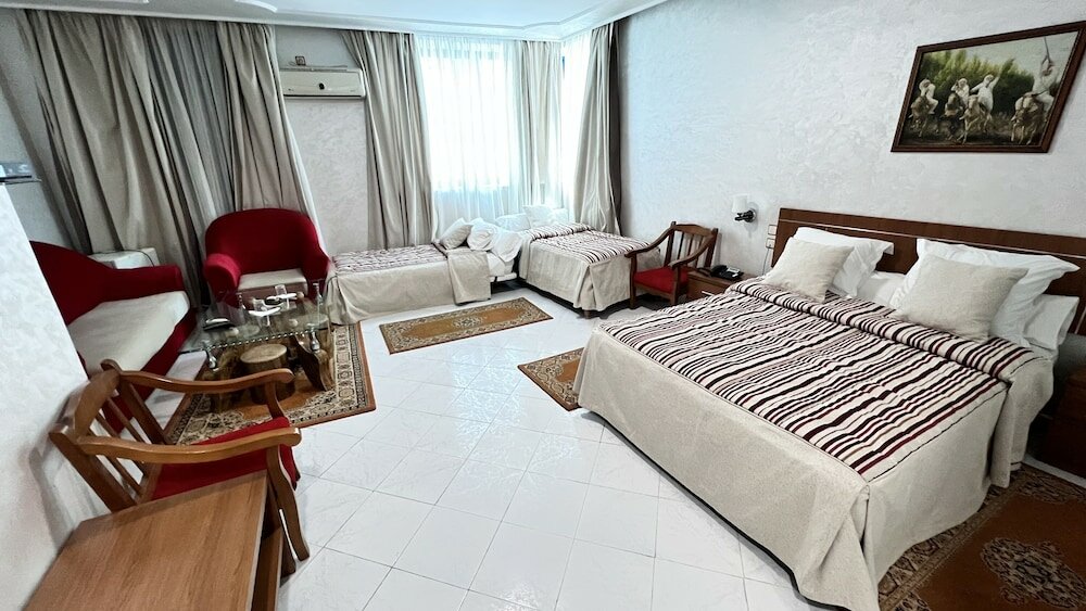 Фото Hotel Annakhil