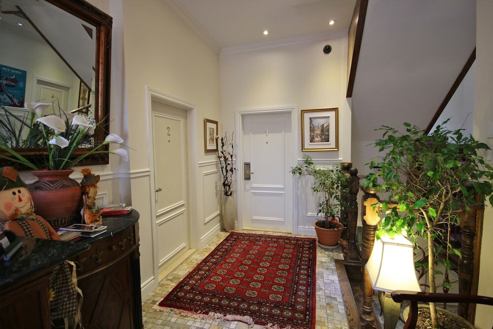 Фото Parc Suites Hotel