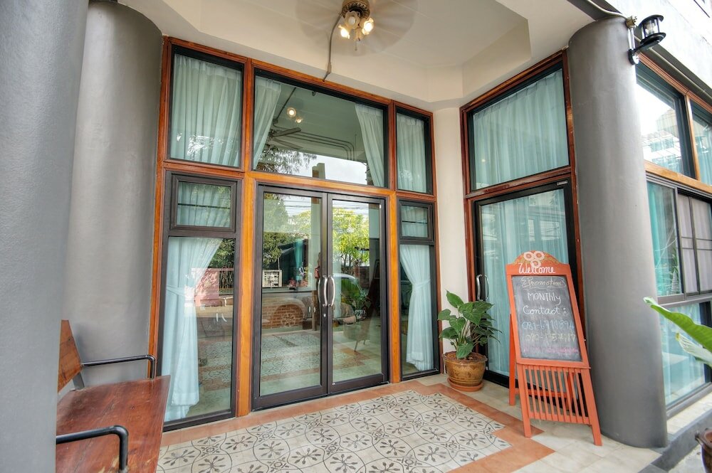 Фото Saengpanya Home Boutique Hotel