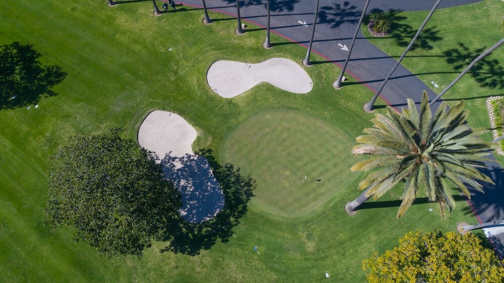 Фото La Jolla Beach and Tennis Club