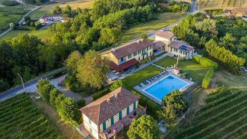 Внешний вид отеля Cascina Desderi в Асти, фото 3