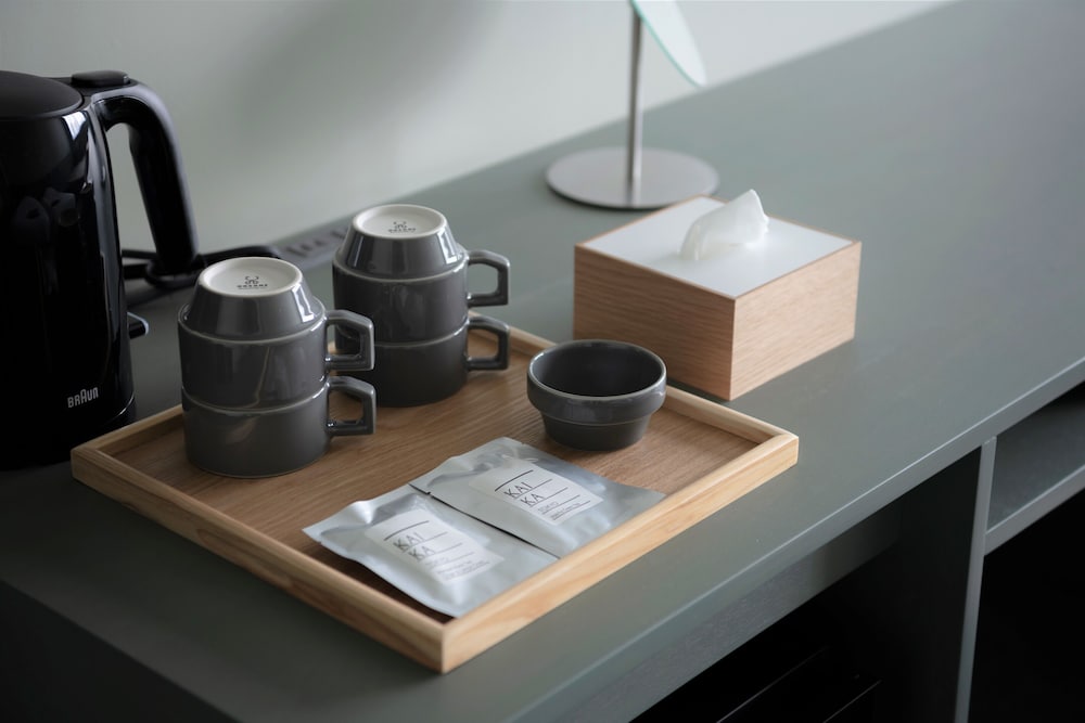 Фото Kaika Tokyo by The Share Hotels