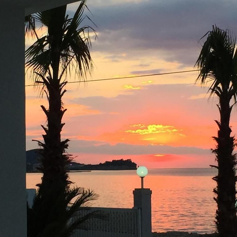 Фото Sidari Beach Hotel