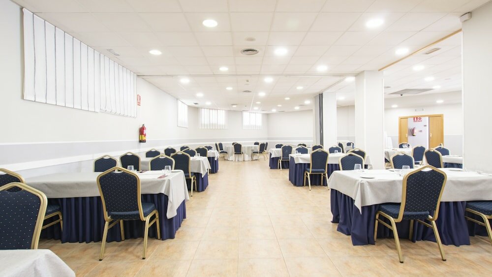 Фото Hotel Isabel de Segura