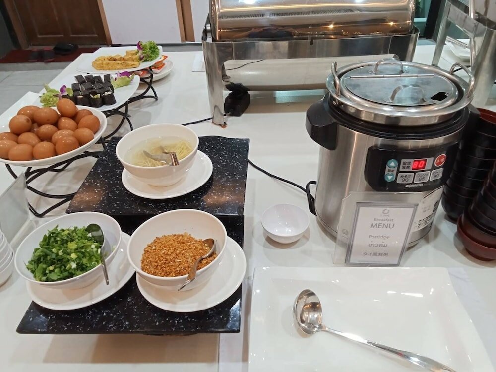 Фото J. Park Hotel