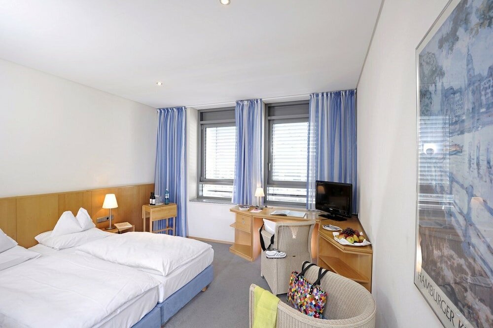 Фото Hotel Baseler Hof