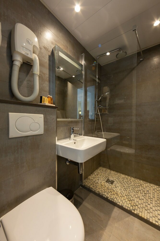 Фото Hotel 15 Montparnasse