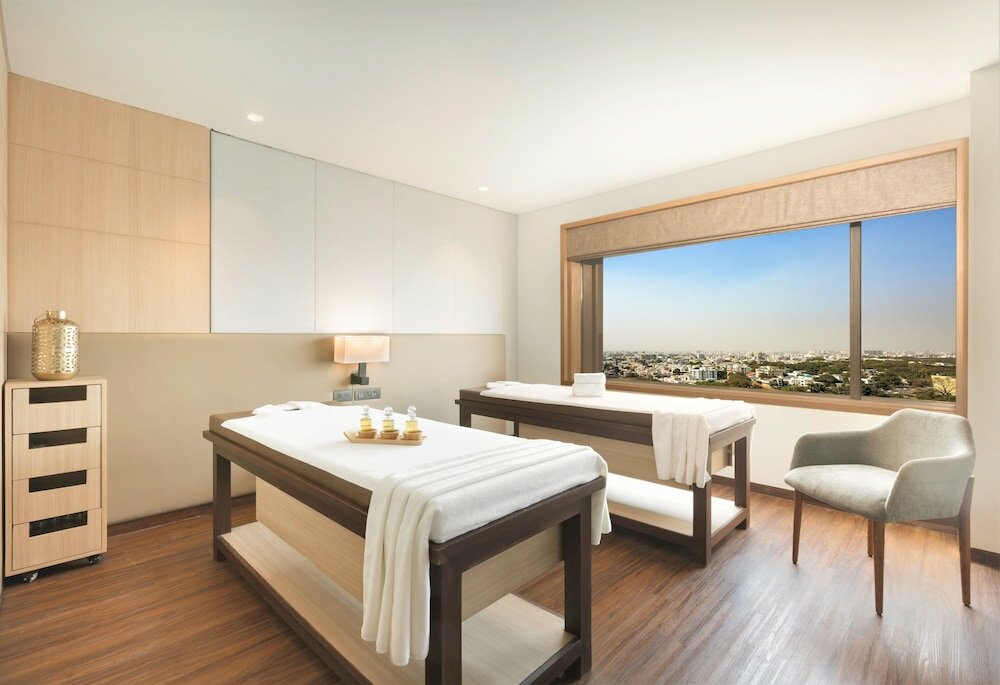 Фото Courtyard by Marriott Vadodara