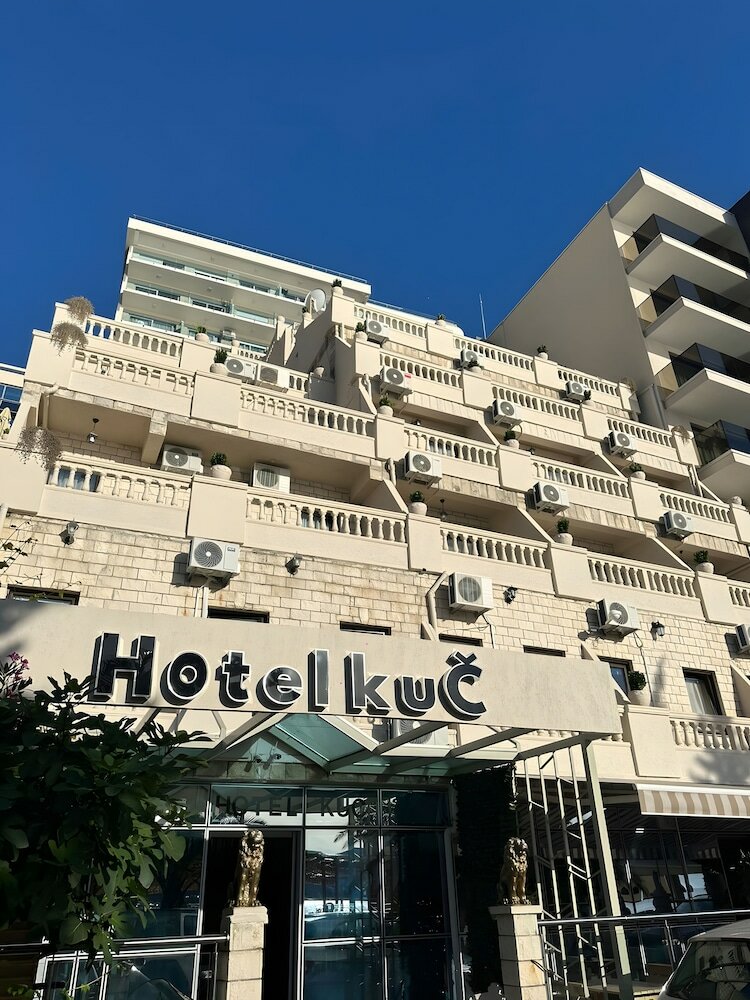 Фото Hotel Kuc