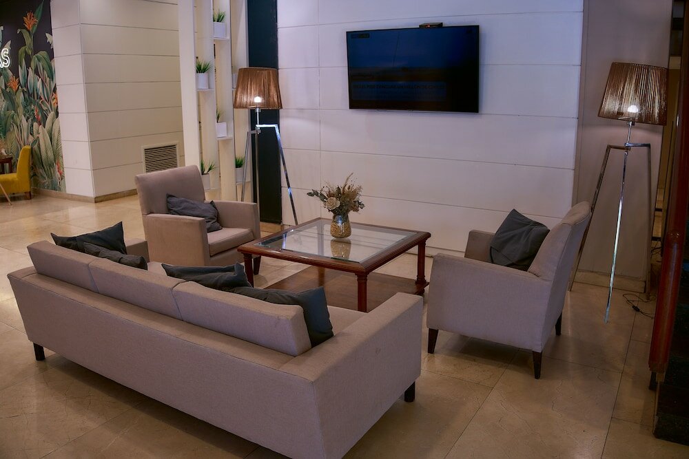 Фото Hotel Catalinas