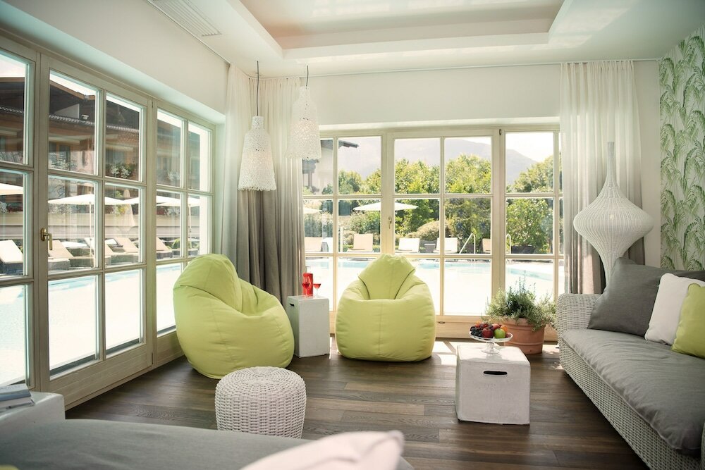 Фото Hotel Salzburgerhof