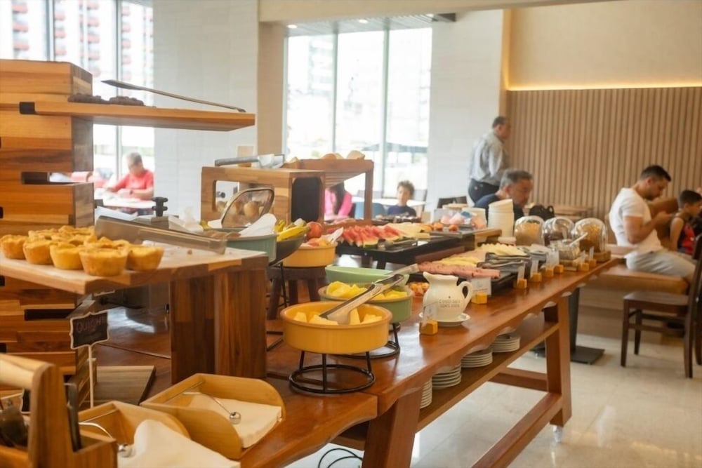 Фото Holiday Inn Express Maceio Ponta Verde, an Ihg Hotel