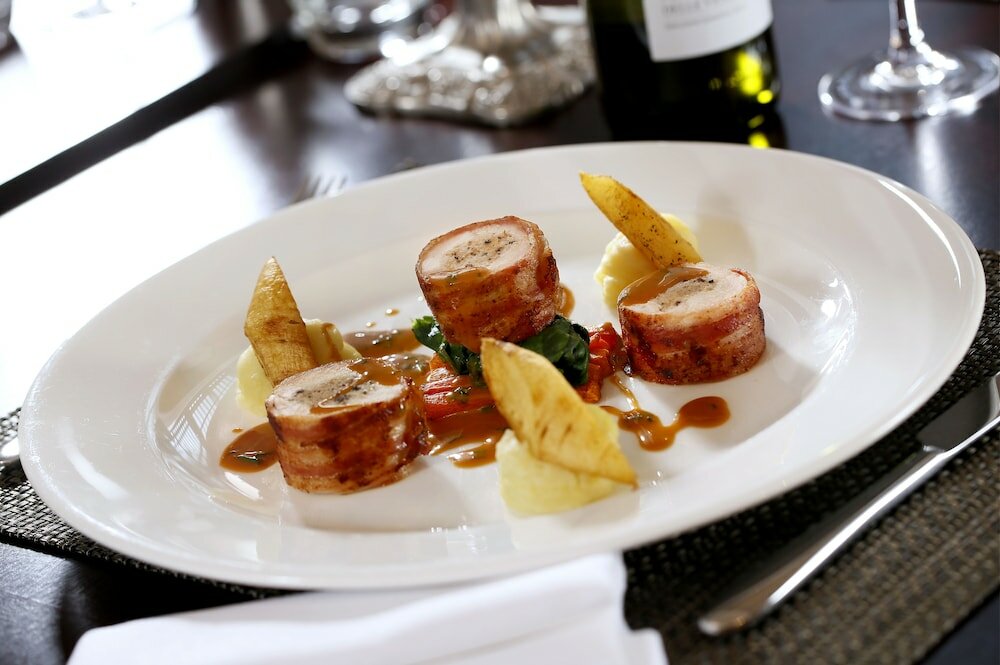 Фото Macdonald Houstoun House