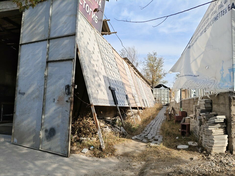 Paving tile Qazaq Tas, Chimkent, photo