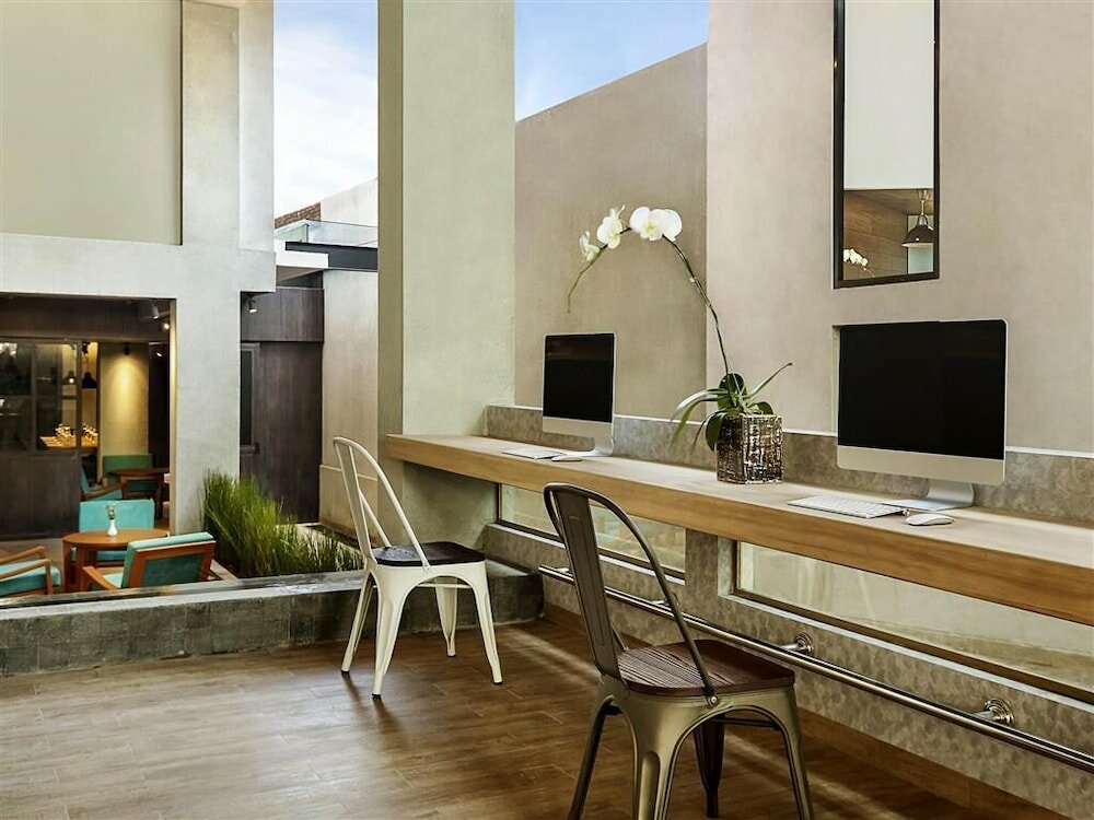 Фото Luminor Hotel Legian Seminyak