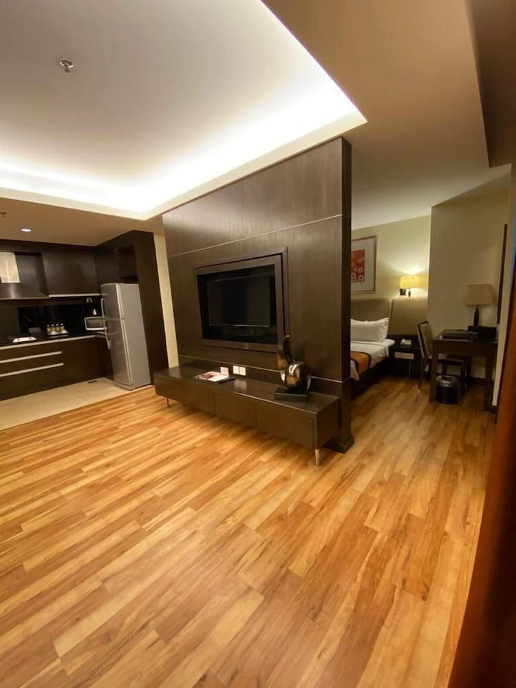 Фото Grand Paragon Hotel Johor Bahru