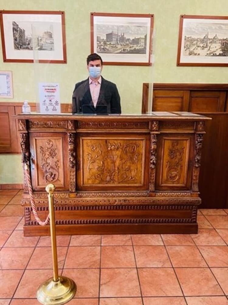 Фото Hotel Corona