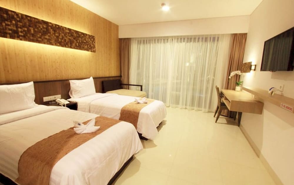 Фото Aquarius Star Hotel