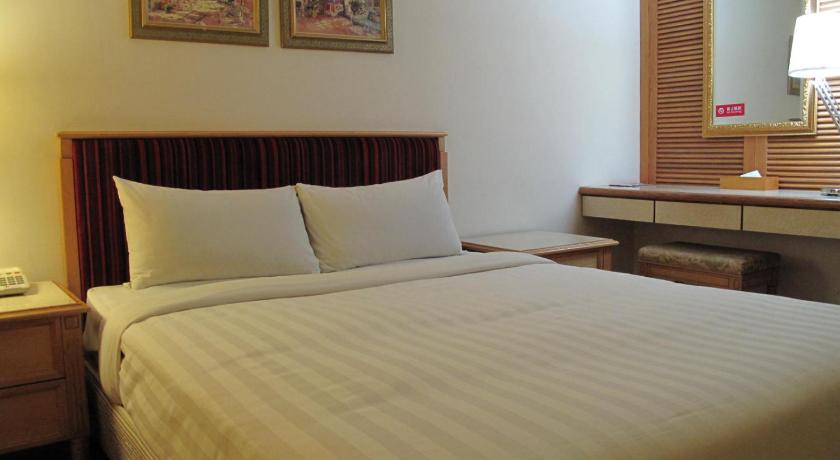 Фото Gaudi Hotel