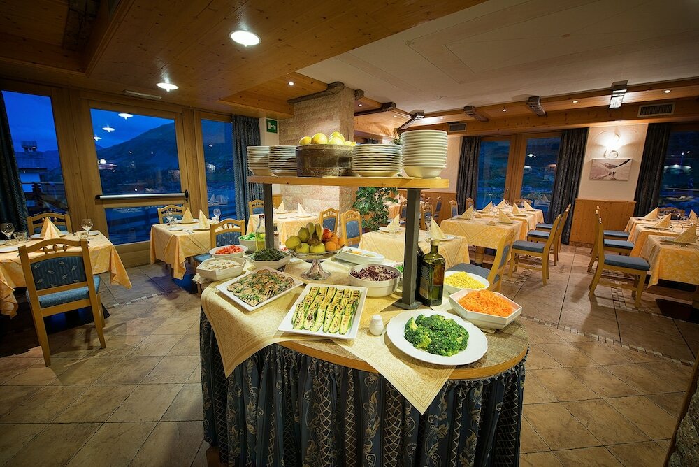 Фото Hotel Interalpen