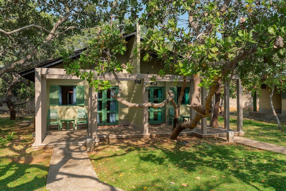 Фото Elephant Reach Yala