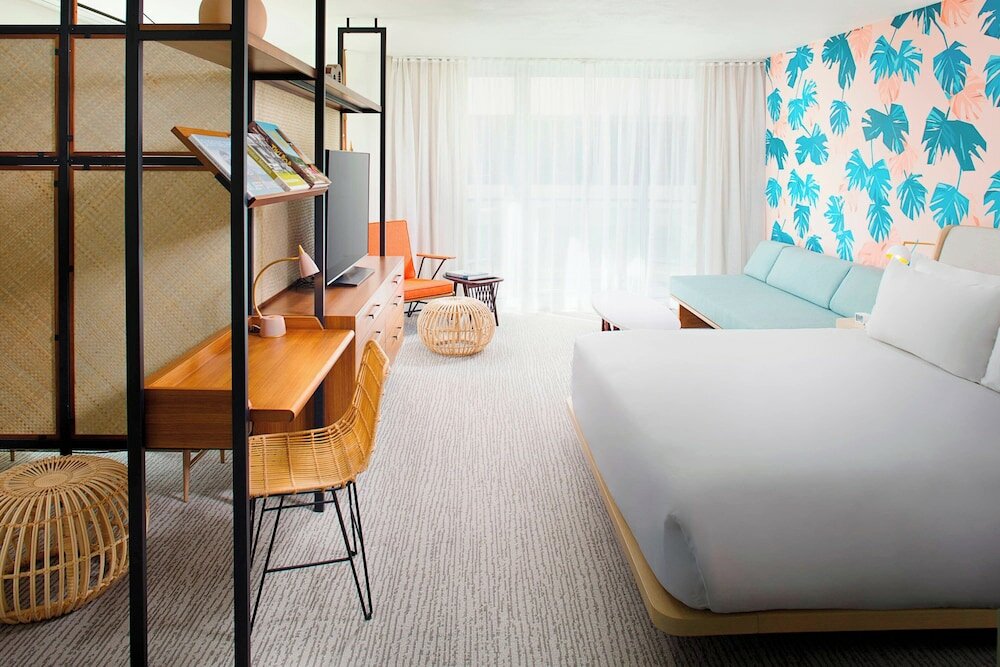 Фото The Laylow, Autograph Collection