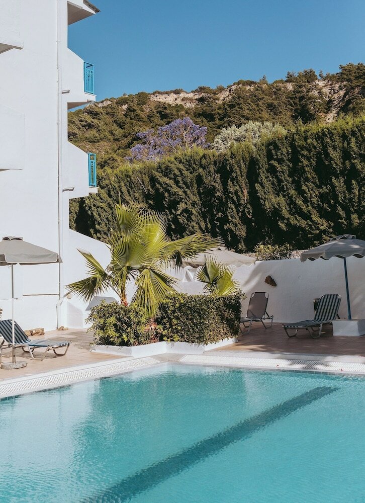 Фото Nathalie Hotel