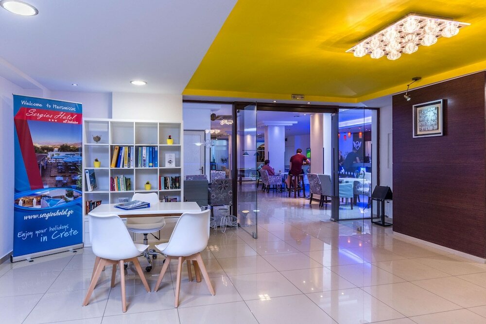 Фото Sergios Hotel