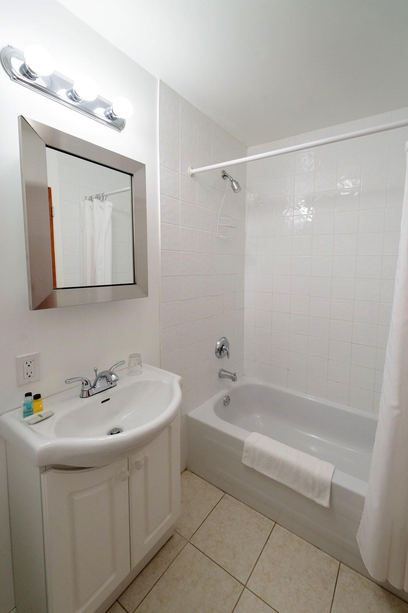 Фото Hebert Hotel