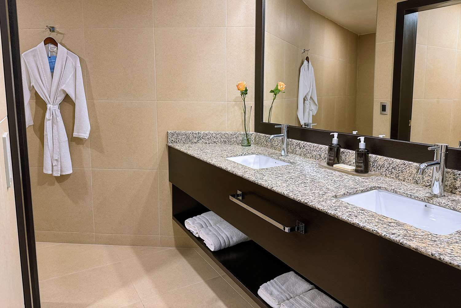 Фото Wyndham Quito Airport