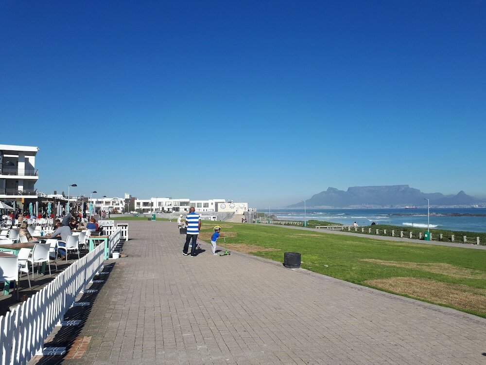 Фото Blouberg Dolphin Inn