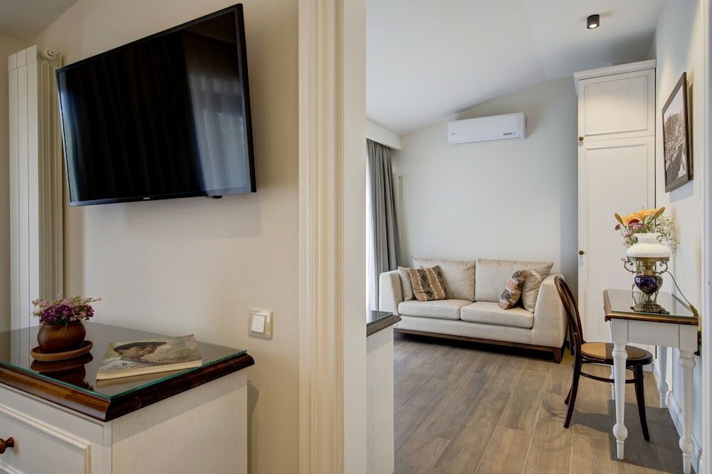 Фото Hotel Passport Tbilisi