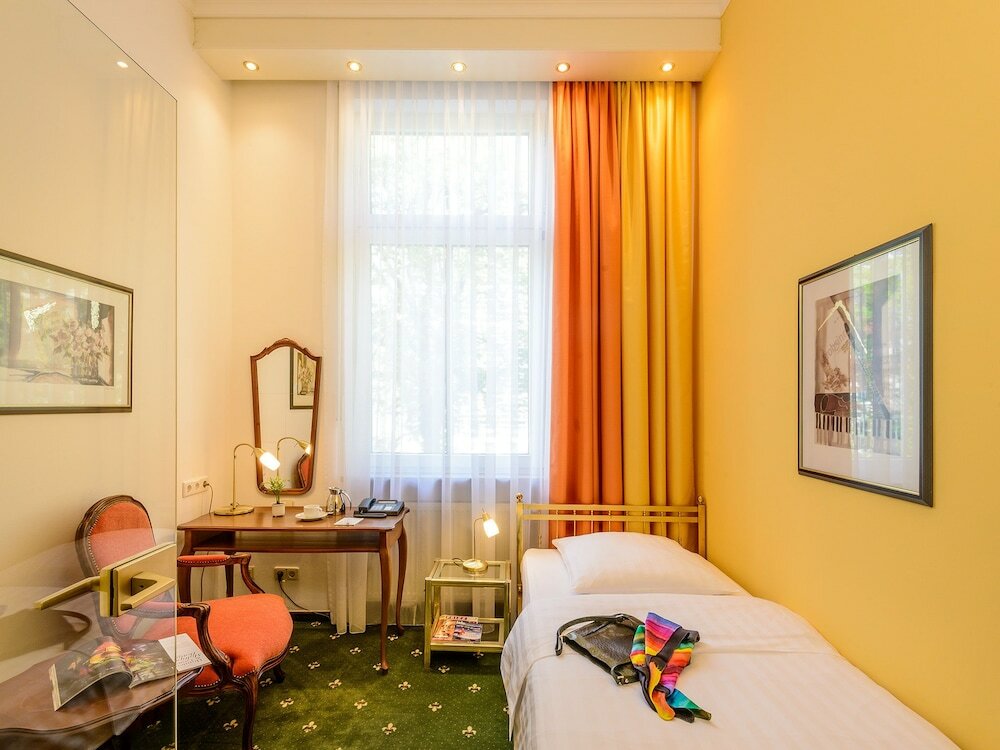 Фото Hotel Palmenhof