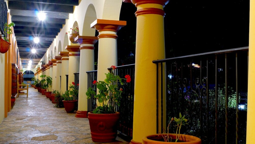 Фото Capital O Hotel Rincon Del Arco