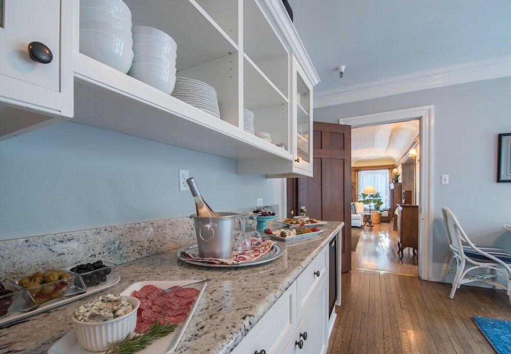 Фото Channel Road Inn, A Four Sisters Inn