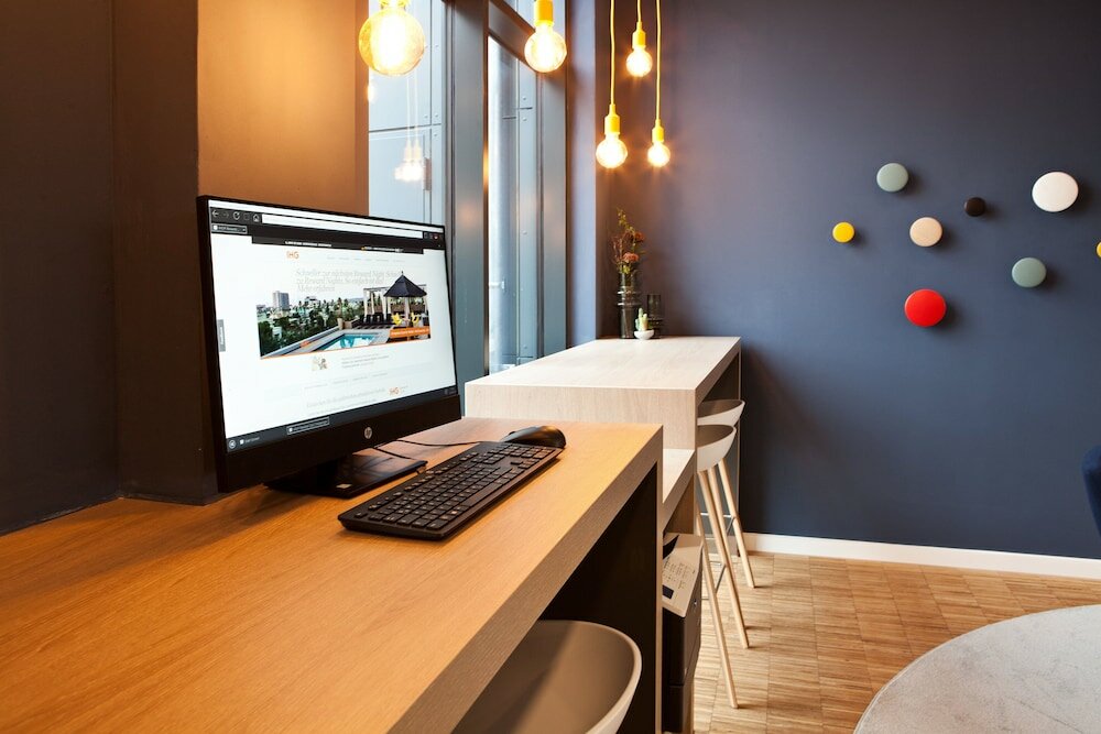 Фото Holiday Inn Express Munich - Olympiapark, an Ihg Hotel