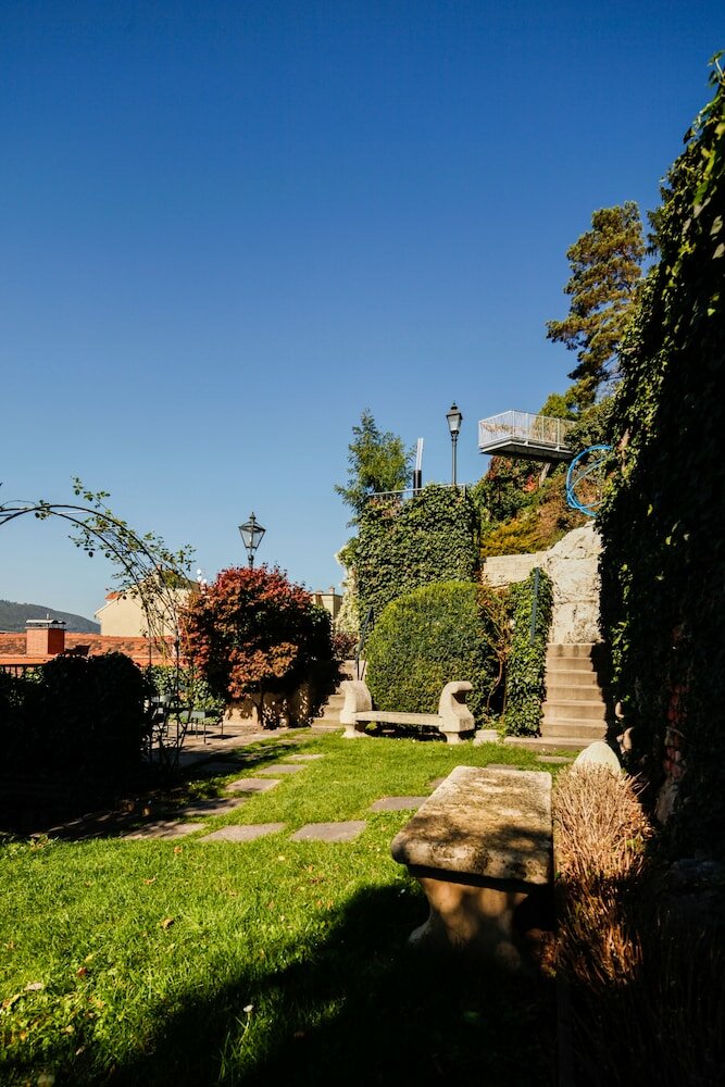 Фото Schlossberghotel - Das Kunsthotel