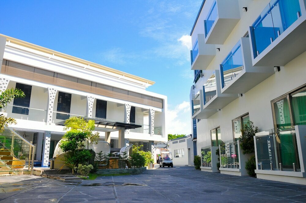 Hotel Eloisa Royal Suites, Province of Cebu, photo