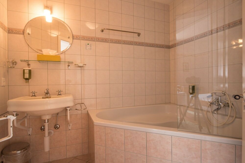 Фото Hotel Falken