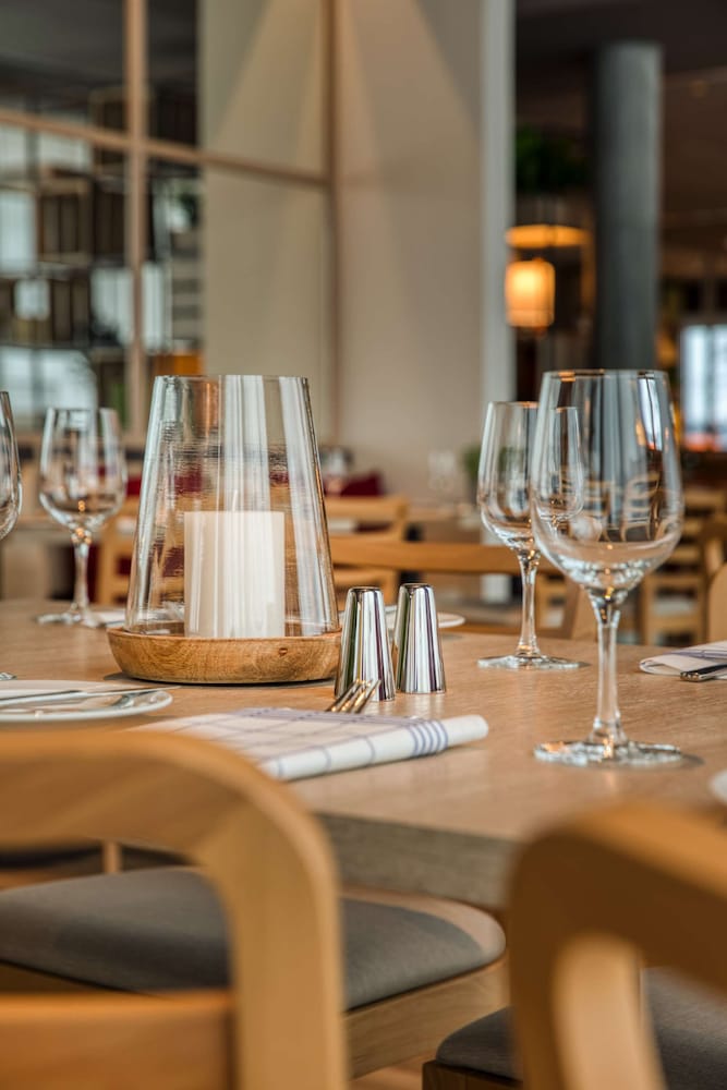 Фото IntercityHotel Zurich Airport