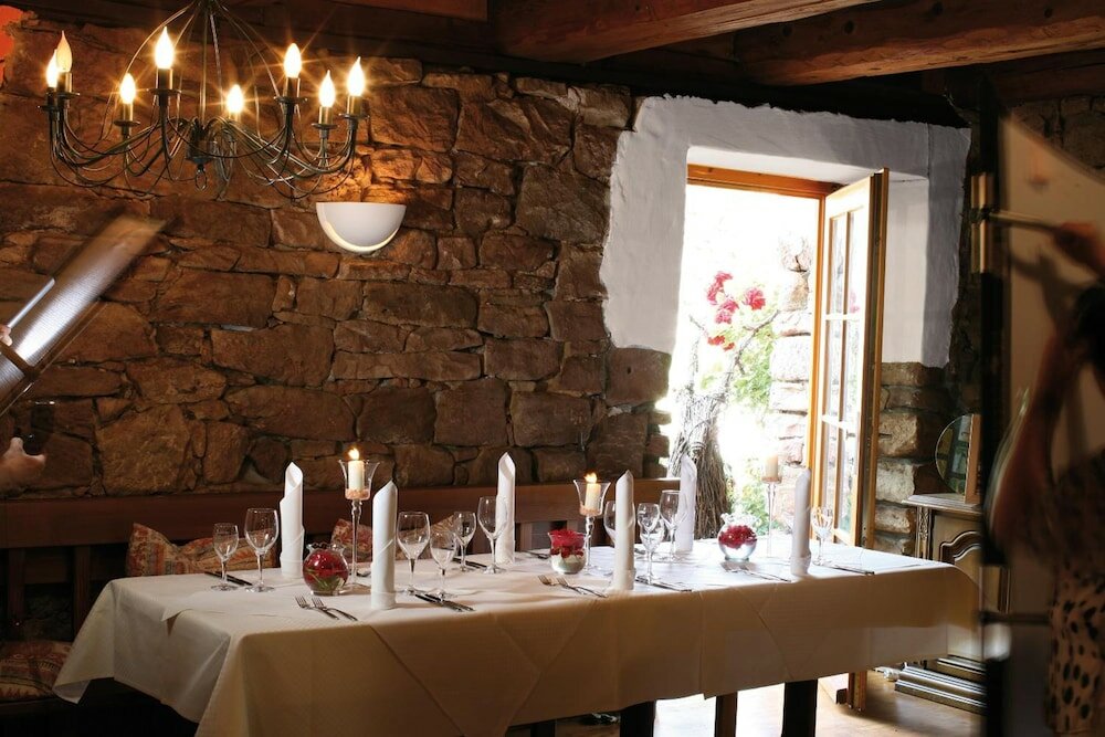 Фото Gutshof Hotel Waldknechtshof