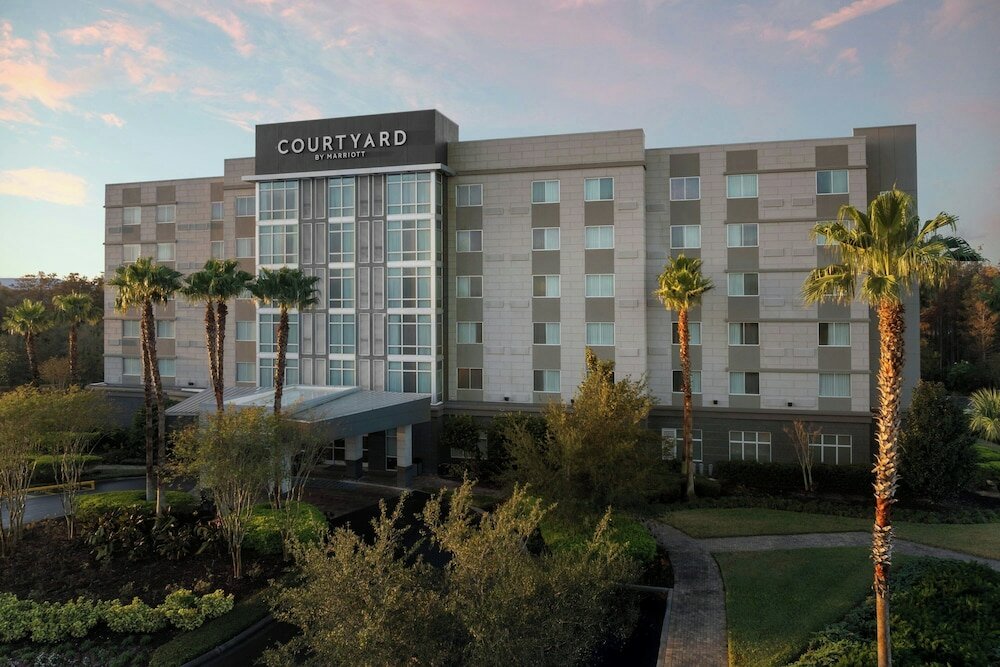 Фото Courtyard by Marriott Orlando South/Grande Lakes Area