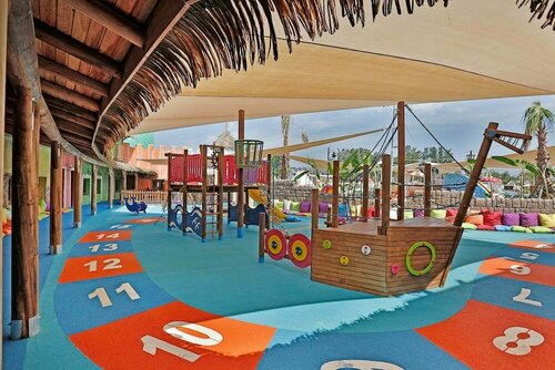 Гостиница Atlantique Holiday Club в Кушадасы