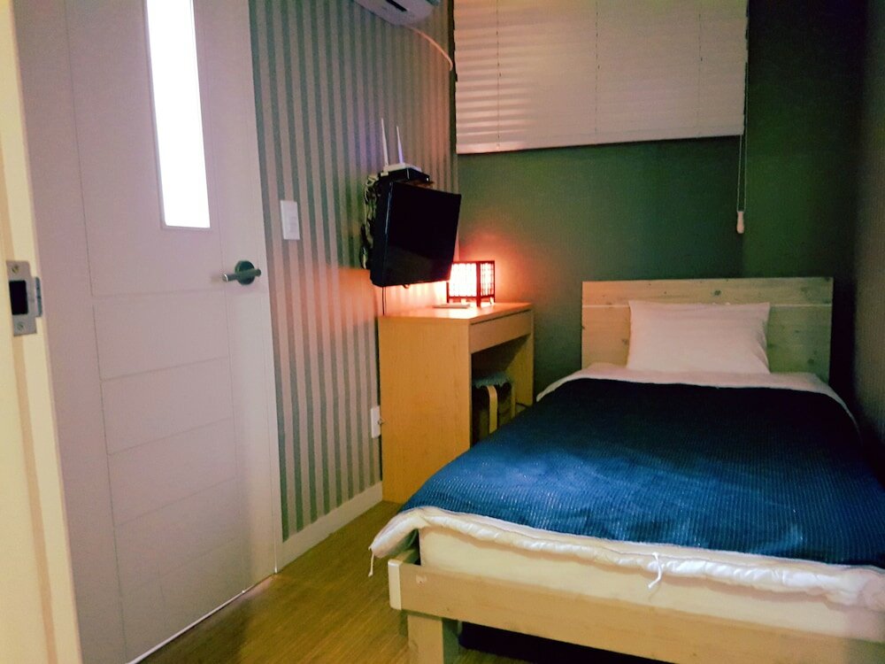 Фото Mama Guesthouse Myeongdong