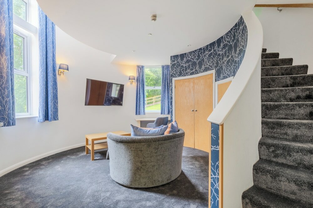 Фото Wookey Hole Hotel