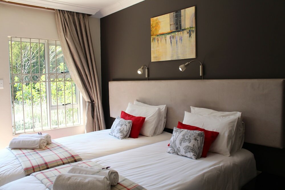 Фото 3Liebeloft Guest House