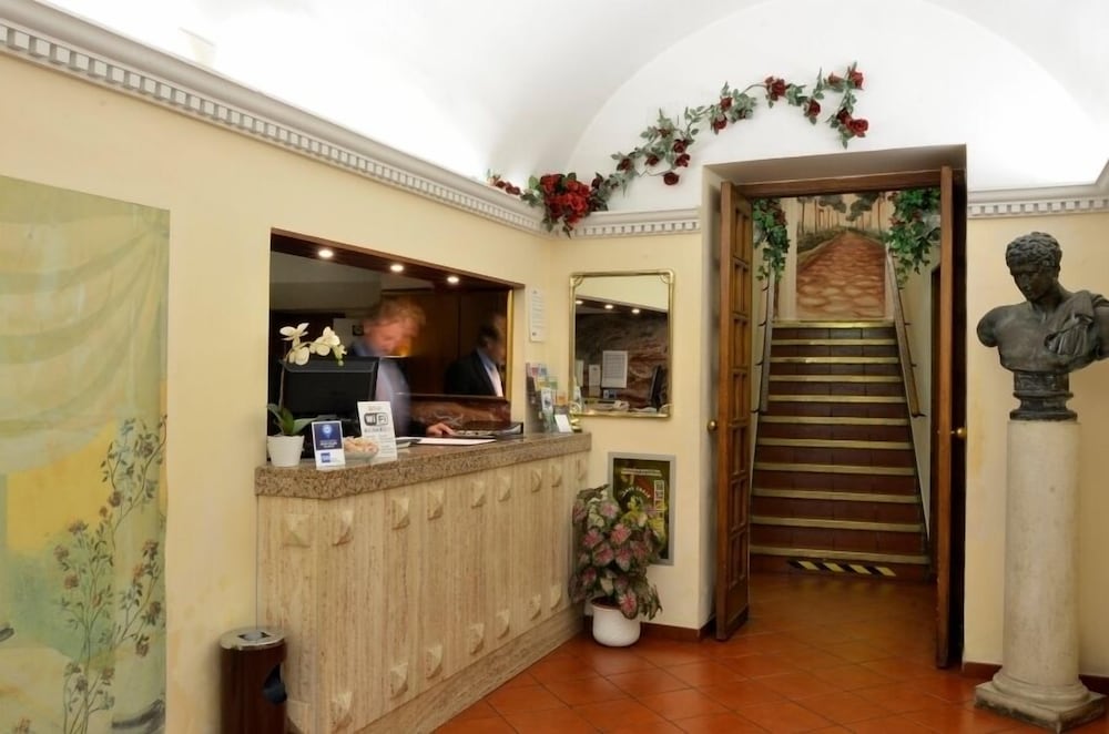 Фото Tirreno Hotel