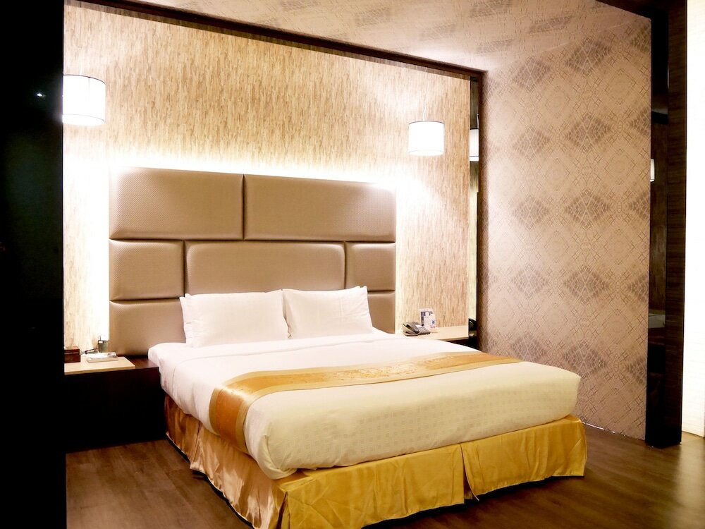 Фото Moonshy Boutique Motel